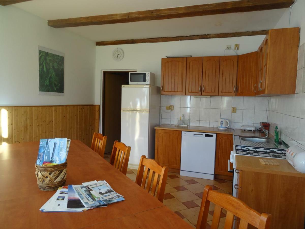 U Nas - Apartman Zajic Vapenna Buitenkant foto
